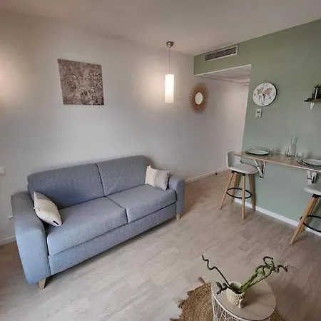 Zenitude, Clim Gare Apartmán *