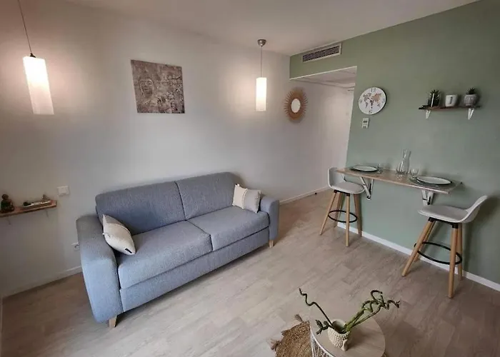 Zenitude, Clim Gare Apartmán *