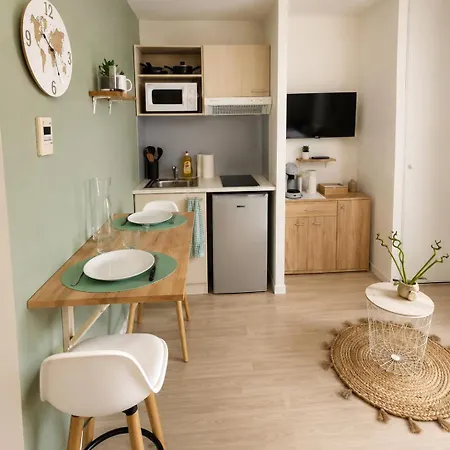Zenitude, Clim Gare Apartamento *